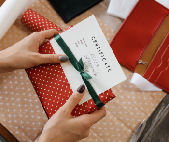 Hành Trang Kỹ Năng Mềm: Giao Tiếp, Thuyết Trình & Làm Việc Nhóm Cho Sinh Viên